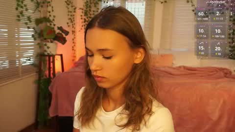 Snapshot of lexicoy_ chatting on February 9, 3:54 am Lexi online show from February 9, 3:54 am