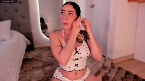 Snapshot of lexie_red chatting on March 31, 9:04 pm LEXIE online show from March 31, 9:04 pm