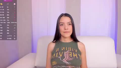 Lexie Thompson  online show from July 15, 12:10 pm