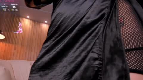 Snapshot of lexiewayne chatting on December 16, 10:56 pm Lexie online show from December 16, 10:56 pm