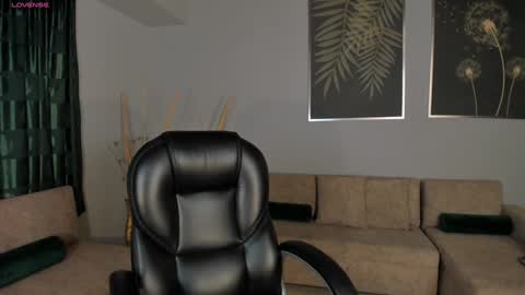 Snapshot of lexiewayne chatting on January 4, 12:16 pm Lexie online show from January 4, 12:16 pm