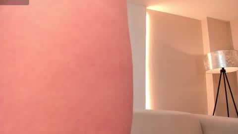 Snapshot of lexiewayne chatting on February 15, 3:28 pm Lexie online show from February 15, 3:28 pm