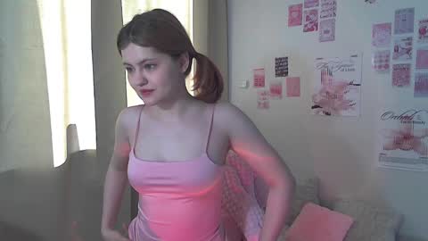 lexiie fox online show from April 15, 12:01 pm