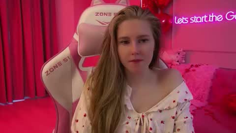 Lexi online show from February 12, 6:41 am