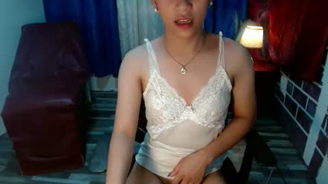 Snapshot of lexisecrets12 chatting on January 24, 11:02 pm lexisecrets12 online show from January 24, 11:02 pm