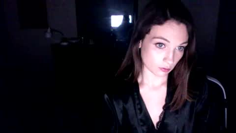 lexwyoex online show from December 4, 5:39 am