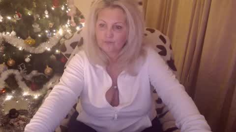 Hannah online show from December 23, 12:52 am