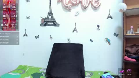 Snapshot of lexxyy26 chatting on April 23, 12:29 pm lexxyy online show from April 23, 12:29 pm