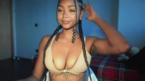 LEXY - Independent account online show from May 31, 10:22 am