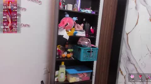 lexyy24_ online show from June 16, 9:23 am