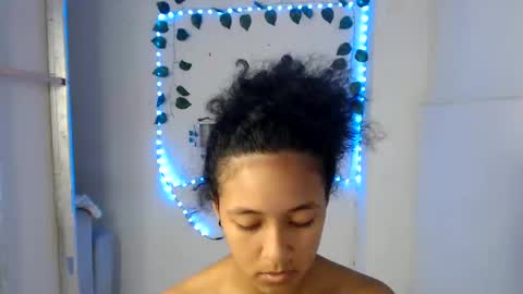 lolita online show from December 4, 4:49 pm