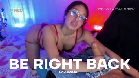 Snapshot of leyla_collins chatting on December 10, 2:38 am online show from December 10, 2:38 am