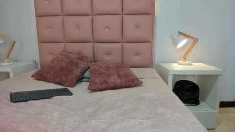 lhiamfitt online show from October 26, 3:29 pm