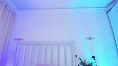 Shaya MILKY BOOBS  online show from March 15, 6:08 am