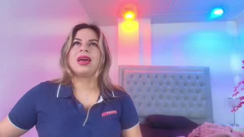 Lia  online show from May 27, 4:09 am