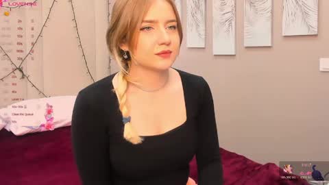 Lia online show from April 15, 8:54 am