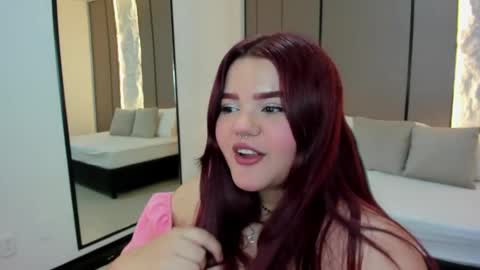 Snapshot of lia_chips chatting on April 16, 5:08 am L I A online show from April 16, 5:08 am