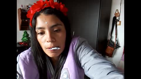 Lia online show from December 14, 1:59 pm