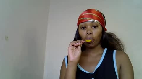 lia online show from November 17, 4:57 pm