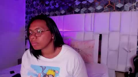 Snapshot of lia_mariana chatting on July 5, 9:33 pm lia_mariana online show from July 5, 9:33 pm