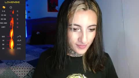 lia spicy   ig online show from April 12, 4:34 pm