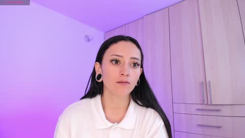 Little Queen Lia  online show from December 2, 7:16 pm