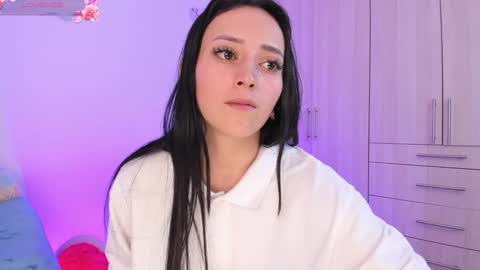 Little Queen Lia  online show from December 2, 10:23 pm