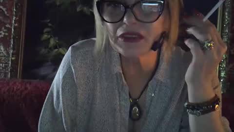 lia_raysss online show from March 22, 8:56 pm