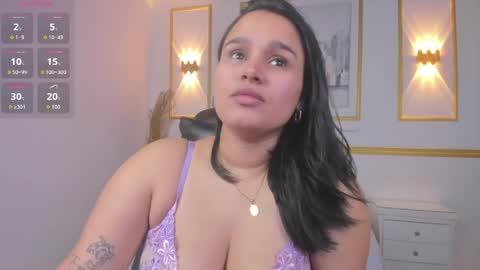 Snapshot of lia_sexx19 chatting on May 22, 2:40 am Lia online show from May 22, 2:40 am