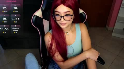 lia_varel online show from June 5, 10:59 pm