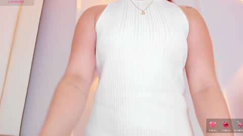 Snapshot of lia_walton__ chatting on December 25, 5:58 am liz walton online show from December 25, 5:58 am