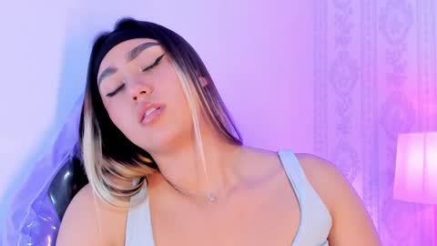 Liaa online show from April 11, 7:45 am