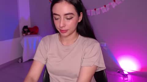   lia  online show from March 23, 3:21 am