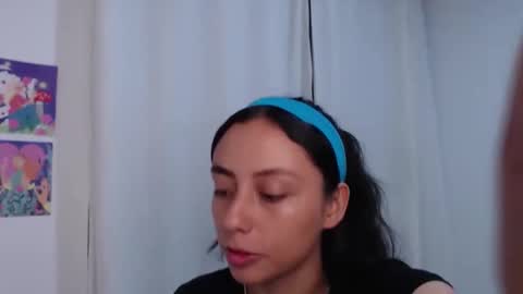   lia  online show from May 24, 3:11 am