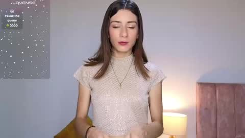 Lia  online show from January 3, 1:25 pm