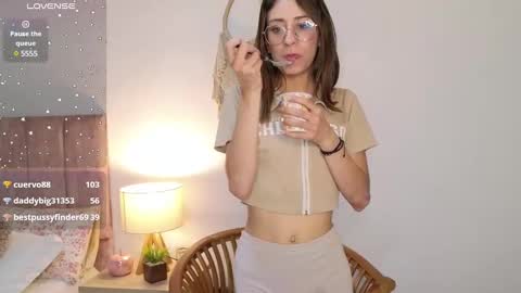 Lia  online show from January 17, 5:30 pm