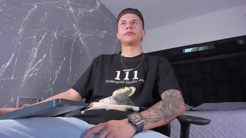 Liam Smith online show from November 17, 12:11 pm