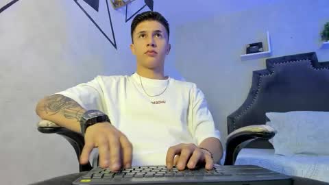 Liam Smith online show from November 23, 12:38 pm