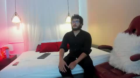 Snapshot of liabell_ chatting on June 27, 7:30 pm Lia Bell online show from June 27, 7:30 pm