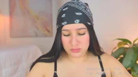 Lia Cox online show from March 11, 8:30 am