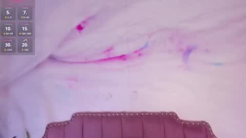 Snapshot of liaguzman chatting on December 23, 3:15 am liaguzman online show from December 23, 3:15 am