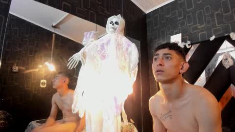 liam_and_barbie online show from October 19, 3:40 am