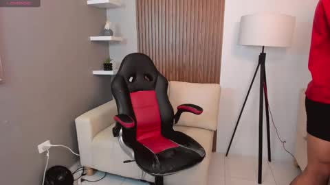 Liam Collins online show from February 11, 11:43 am