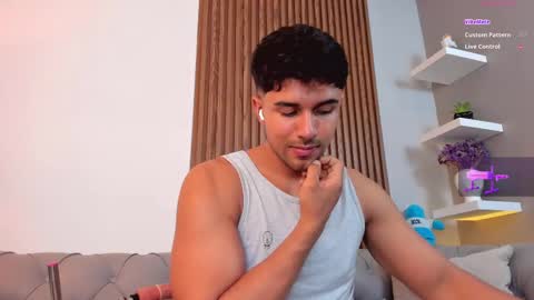 Liam Collins online show from March 1, 2:44 pm