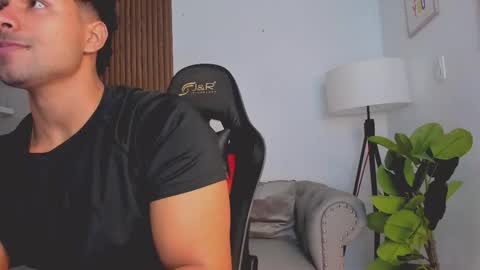 Liam Collins online show from October 1, 11:49 am