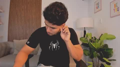 Liam Collins online show from October 7, 11:51 am