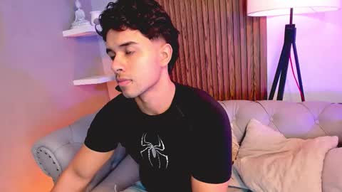 Liam Collins online show from November 24, 11:54 am