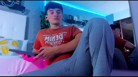 Snapshot of liam_conorr chatting on December 12, 4:10 pm liam_conorr online show from December 12, 4:10 pm