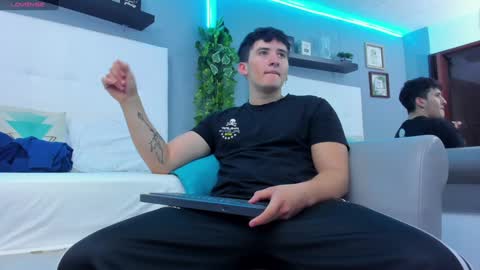 Snapshot of liam_conorr chatting on January 20, 12:18 pm liam_conorr online show from January 20, 12:18 pm