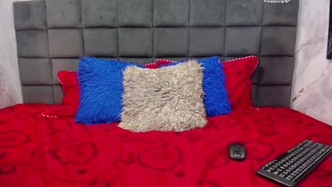 Liam online show from February 8, 5:18 pm